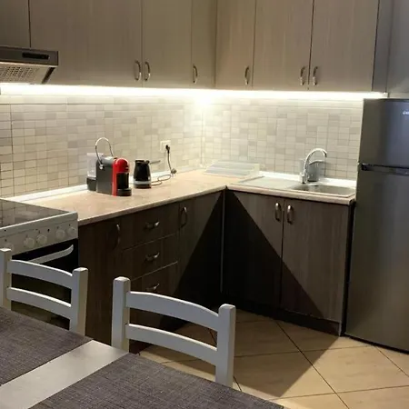 Lighthouse Spacious New Bazaar *