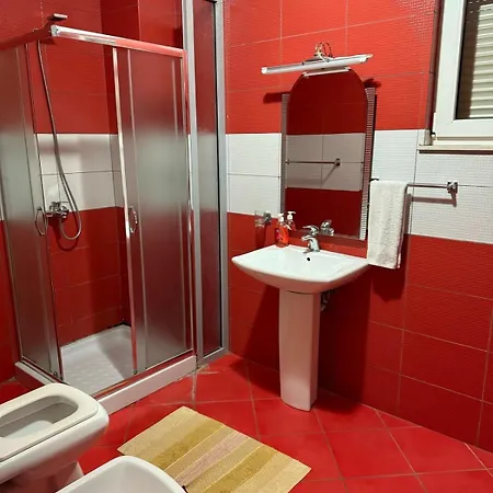 Lighthouse Spacious New Bazaar 公寓 *