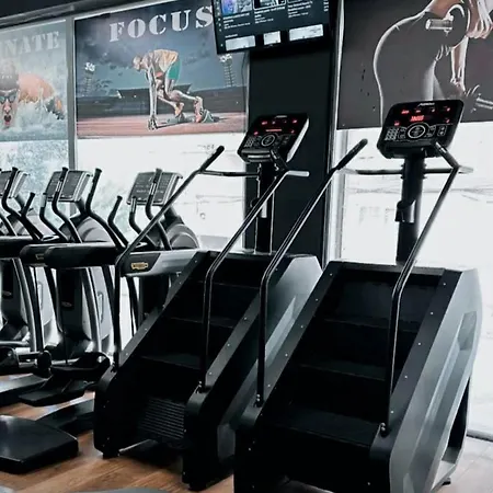 아파트 Lighthouse Spacious New Bazaar *