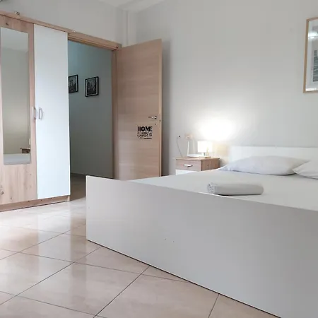 Apartamento Lighthouse Spacious New Bazaar *